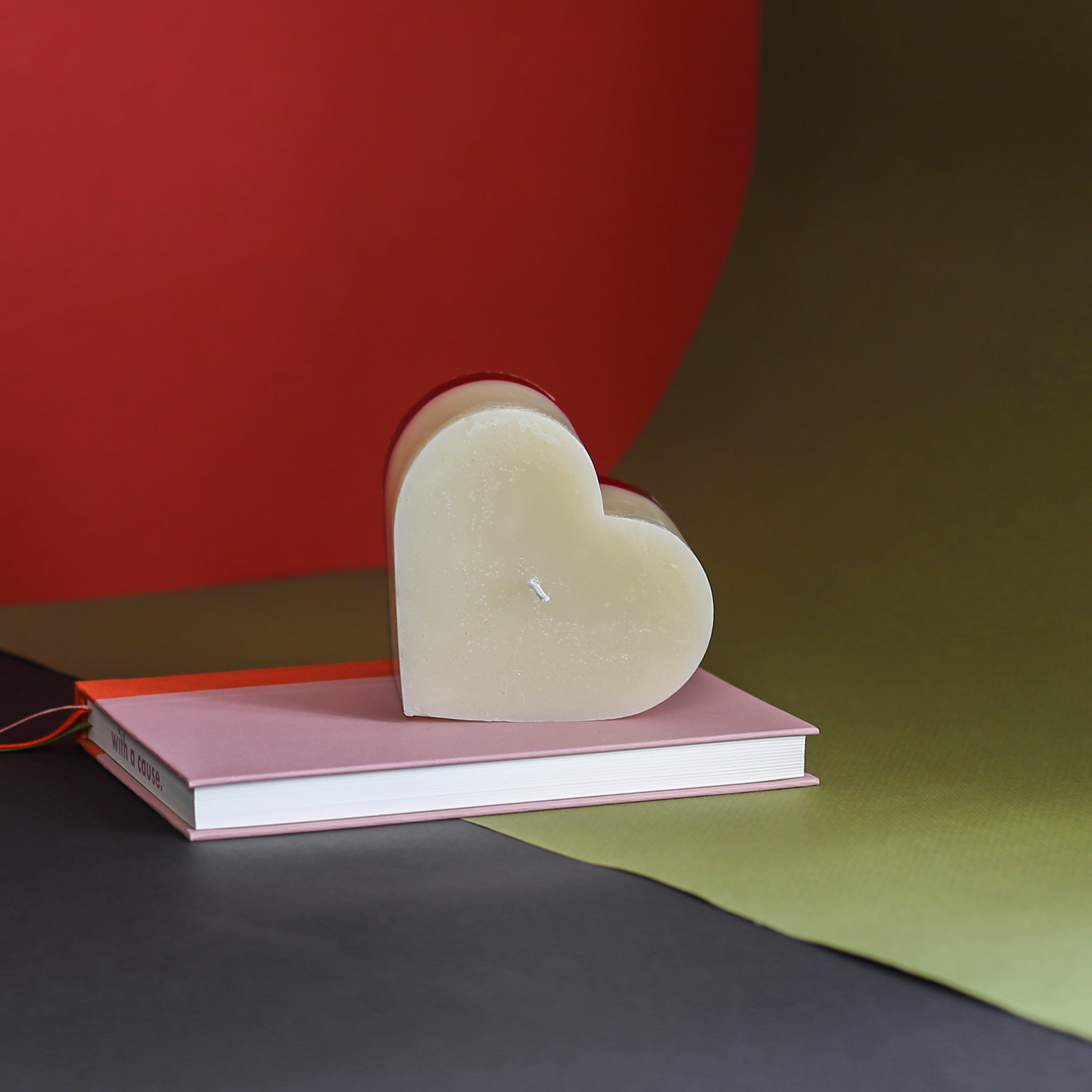 Oudh, Yuzu & Pacholi Heart Candle