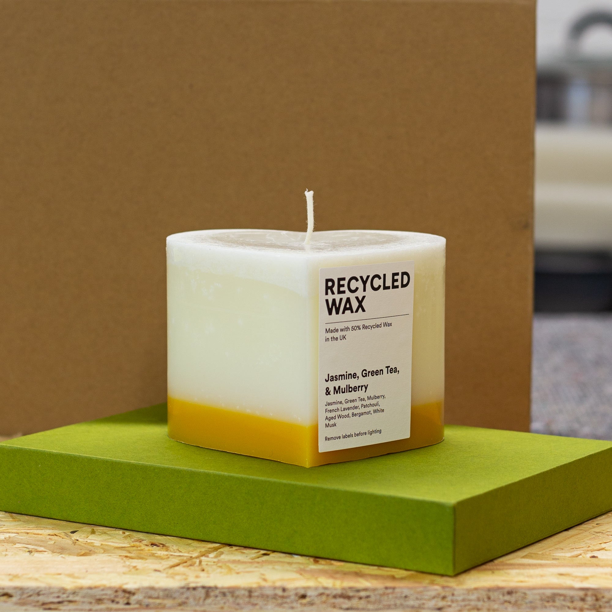 Jasmin, Green Tea & Mulberry Heart Candle