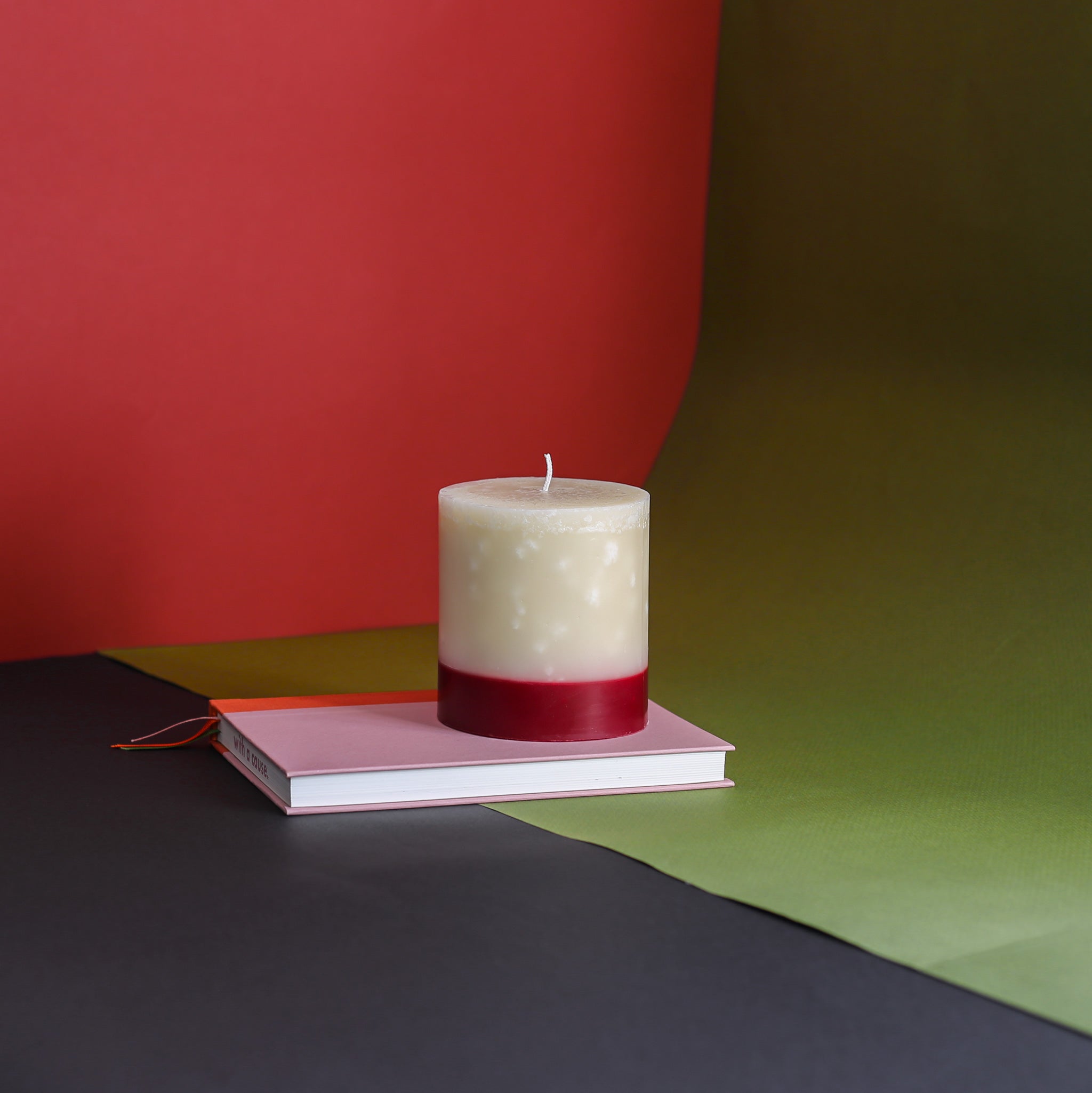 Oudh, Yuzu & Pacholi Wide Pillar Candle